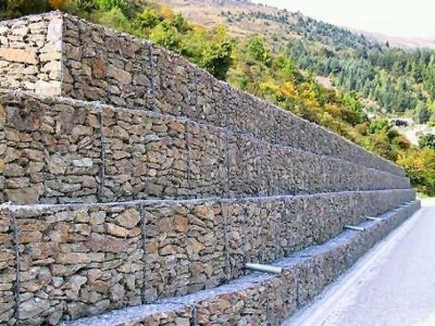 Muro de Arrimo - Gabião